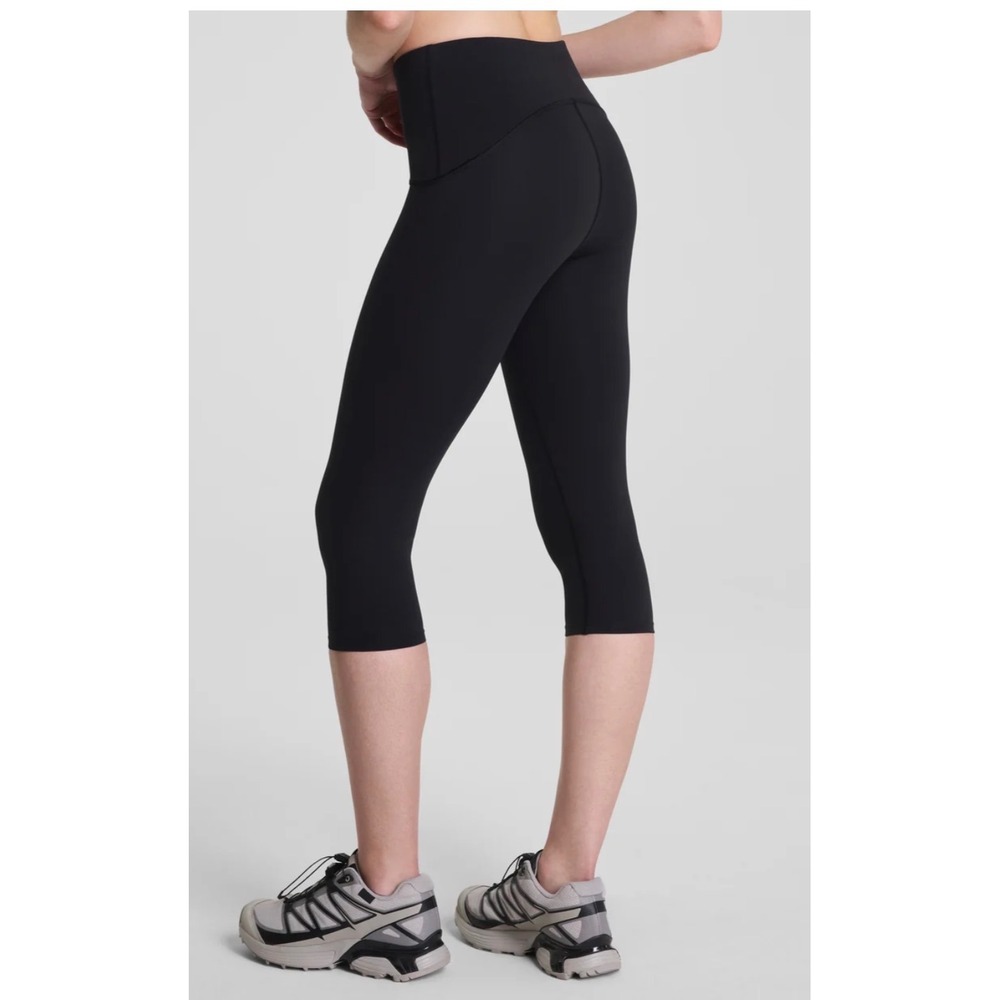 Spanx Booty Boost Active Leggings Black FlexAppeal Cropped Size M